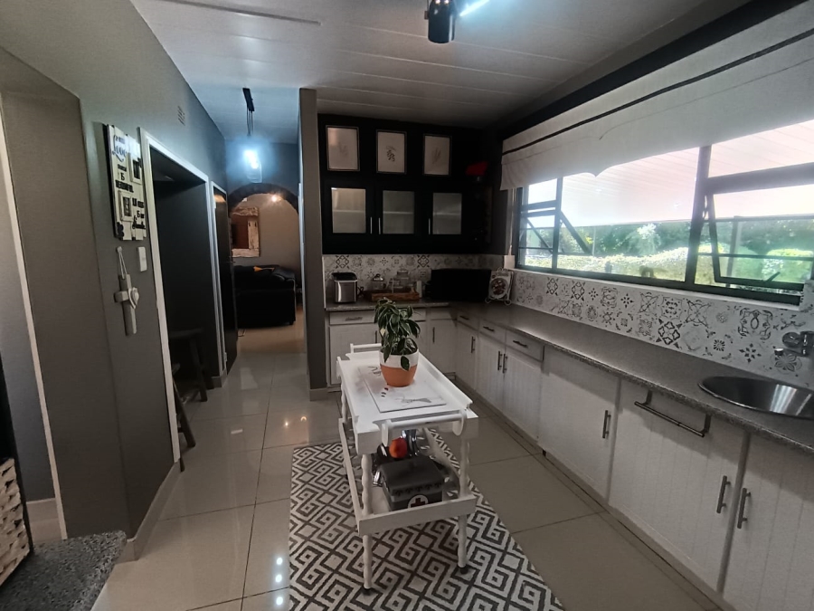 4 Bedroom Property for Sale in Hillcrest Northern Cape